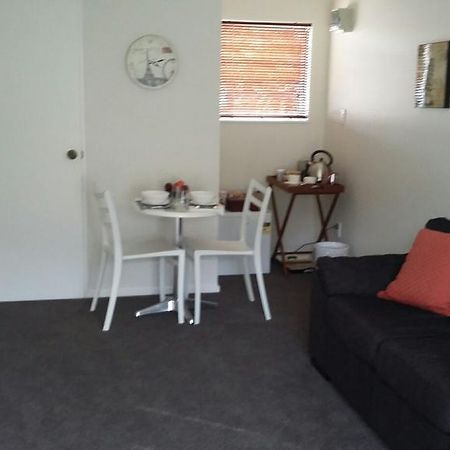 Jan'S Boutique B & B Suite Christchurch Exterior photo